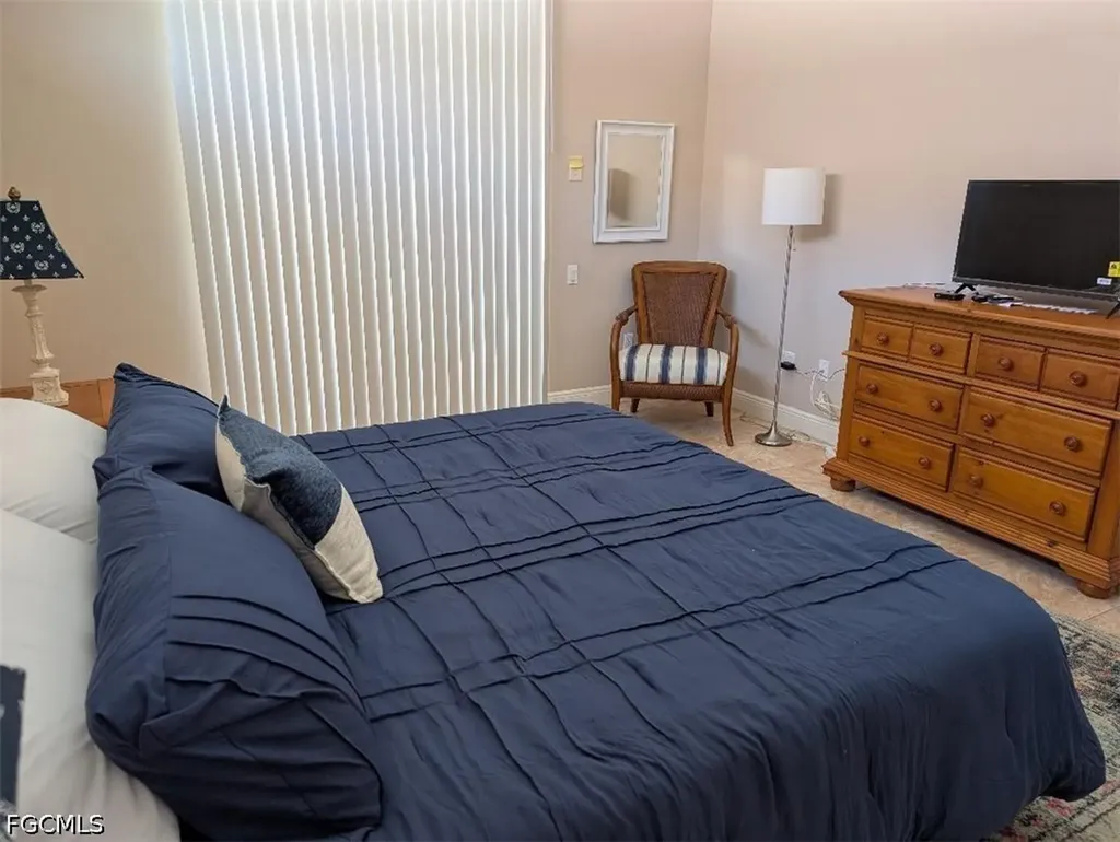 161 SE 17th Street Cape Coral FL 33990