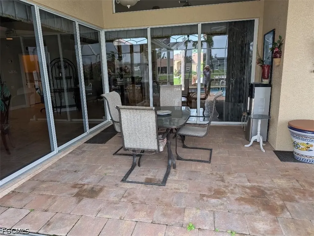 161 SE 17th Street Cape Coral FL 33990