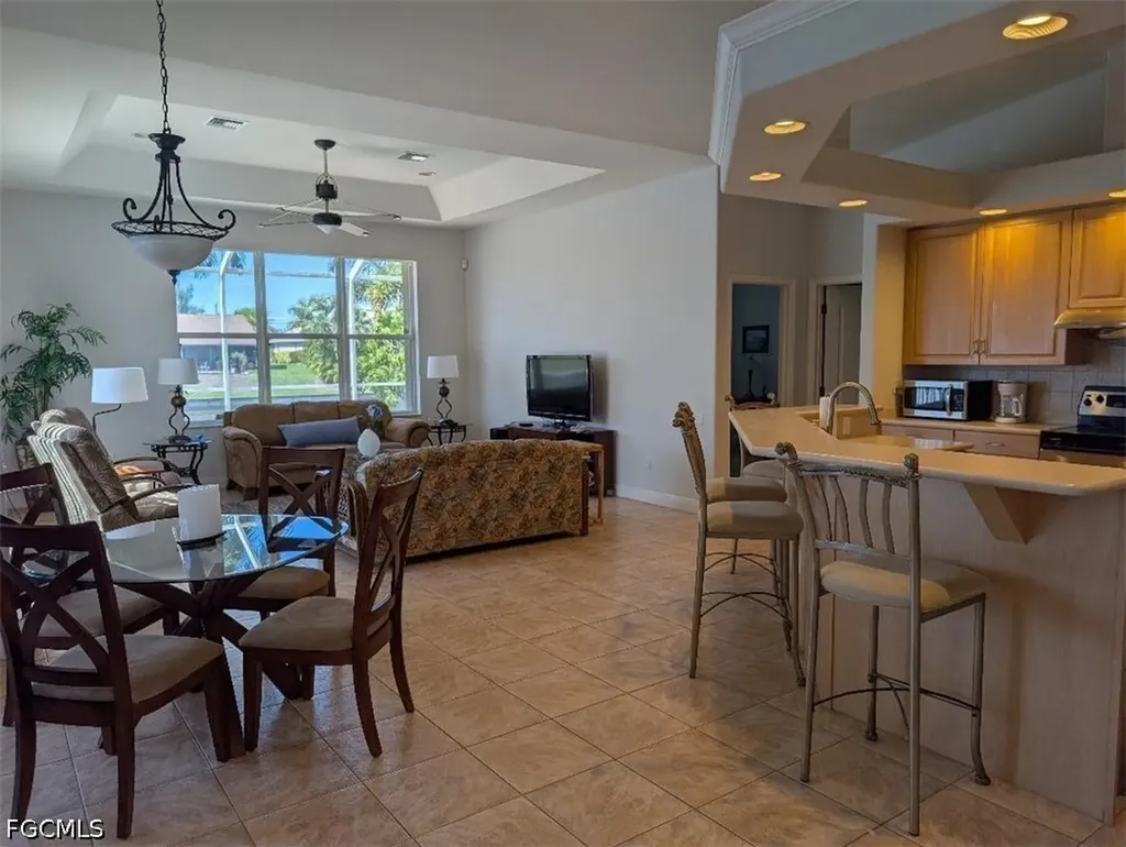 161 SE 17th Street Cape Coral FL 33990