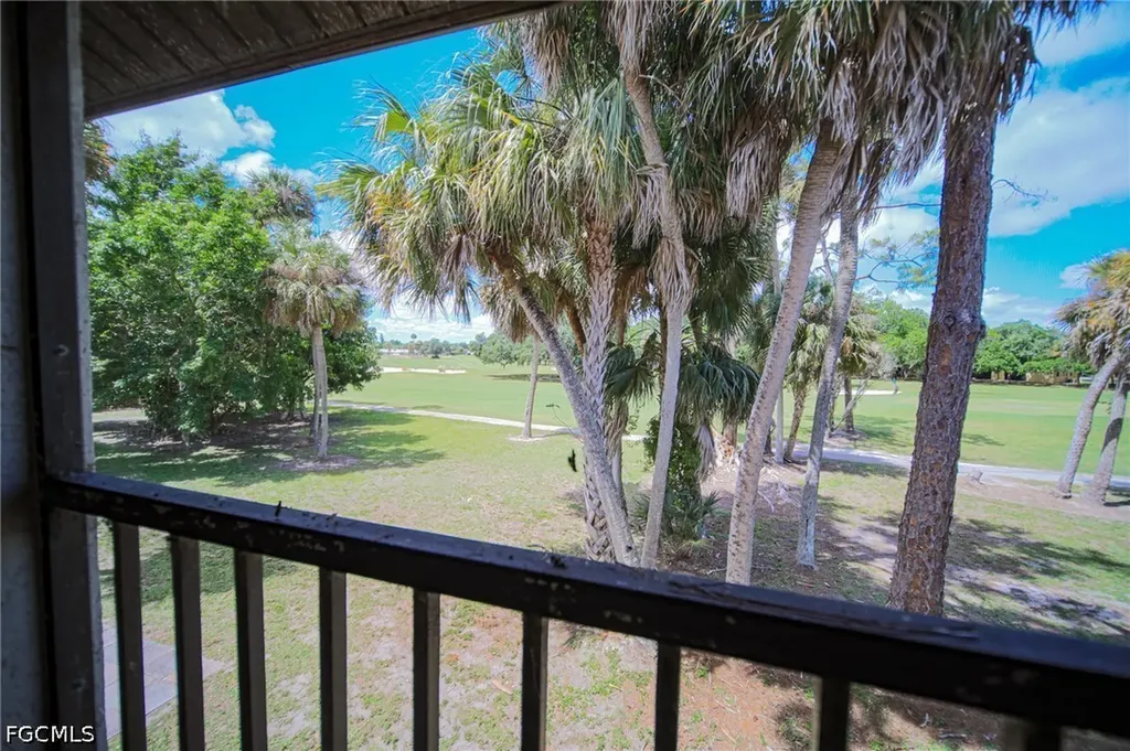 2201 E 5th Street Lehigh Acres FL 33936