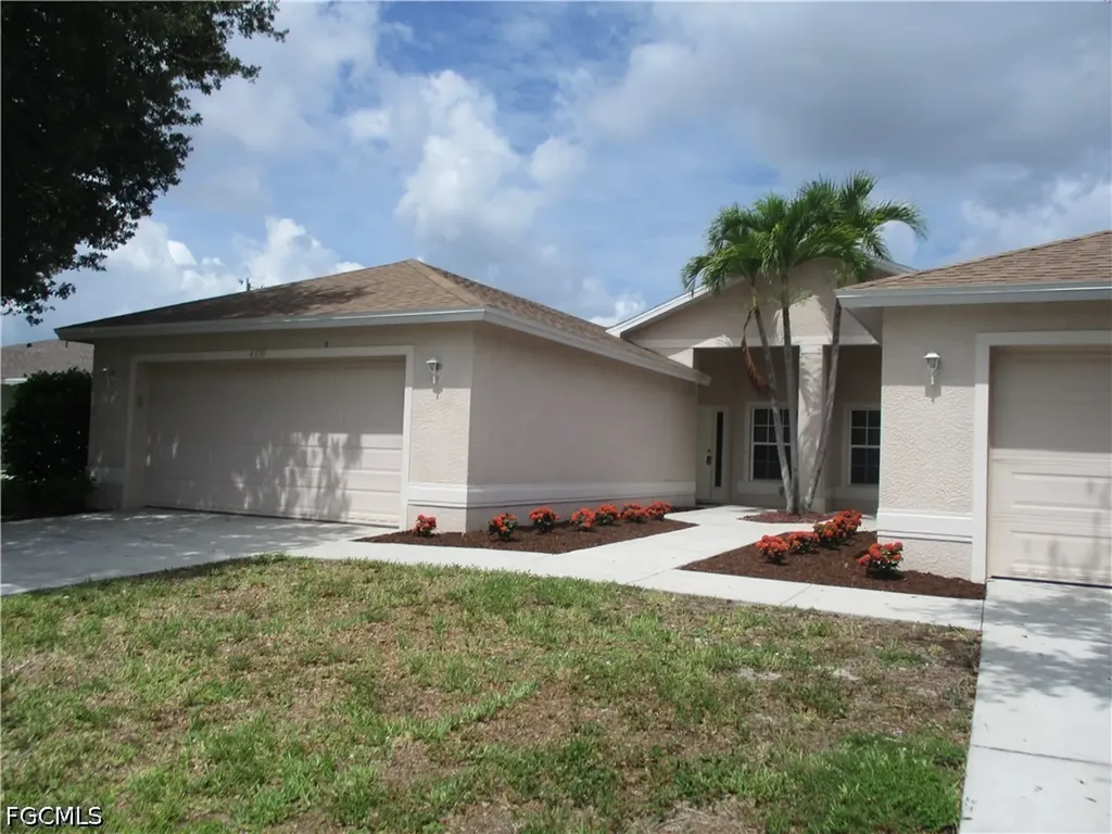 4330 SW 7th Place Cape Coral FL 33914