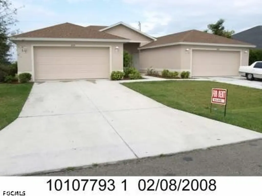 4330 SW 7th Place Cape Coral FL 33914