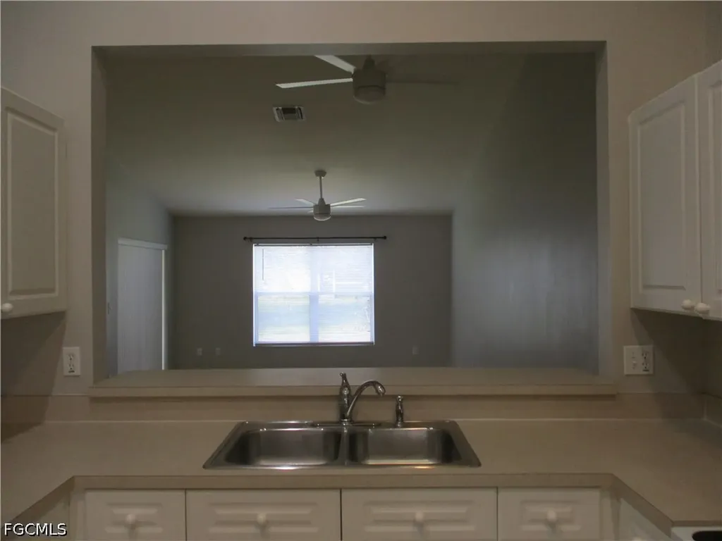 4330 SW 7th Place Cape Coral FL 33914