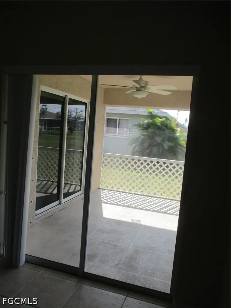 4330 SW 7th Place Cape Coral FL 33914