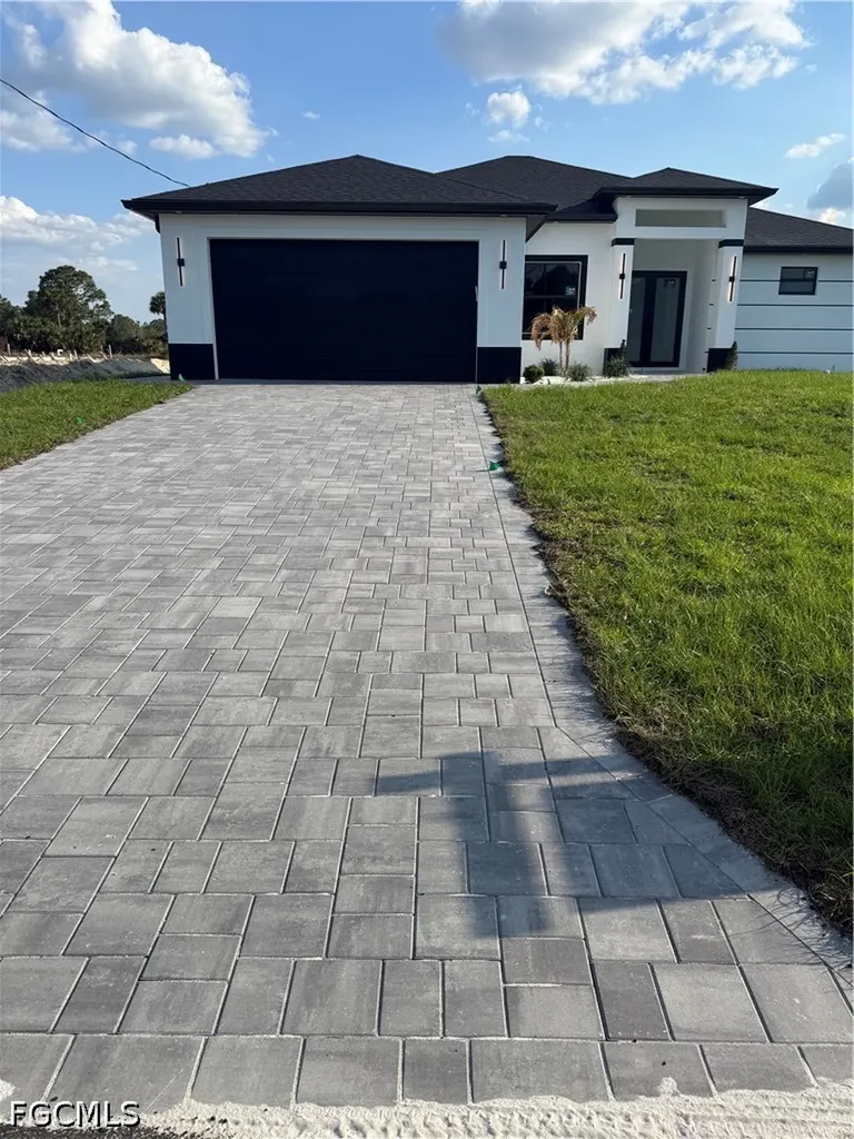 2813 20th Street W Lehigh Acres FL 33971
