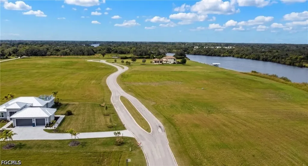 22820 Yellow Button Lane Alva FL 33920