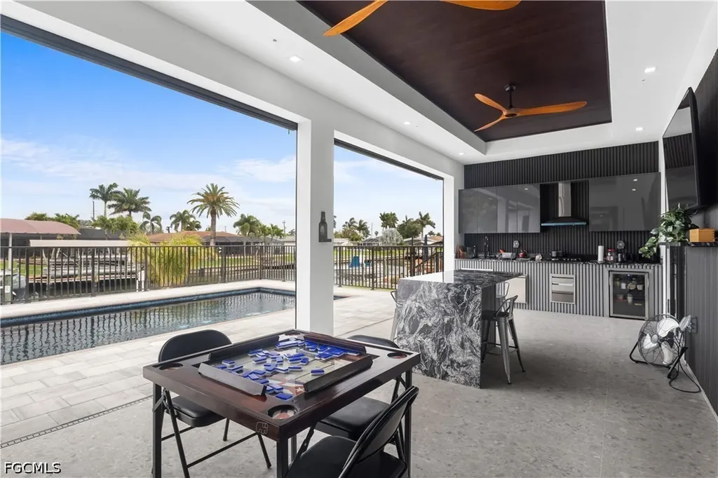 4211 SE 1st Avenue Cape Coral FL 33904