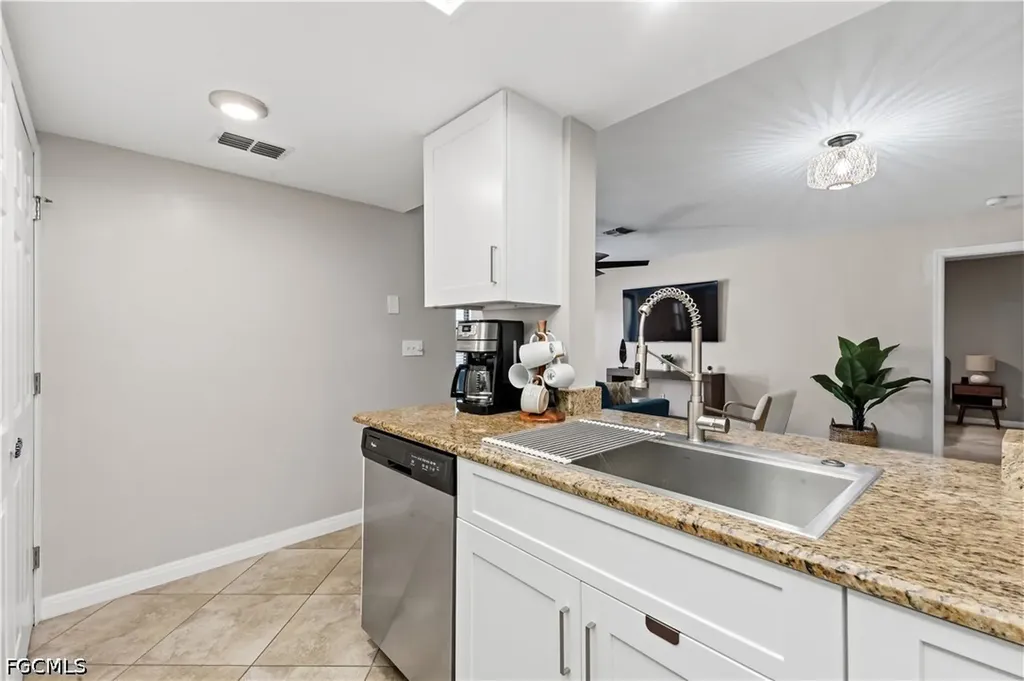 13264 White Marsh Lane Fort Myers FL 33912