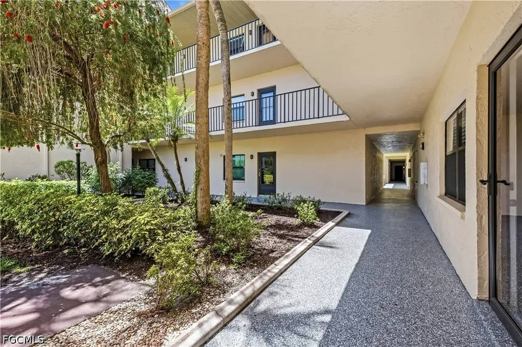 13264 White Marsh Lane Fort Myers FL 33912