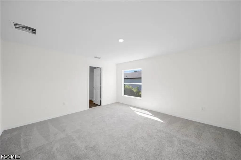 2912 NW 5th Place Cape Coral FL 33993