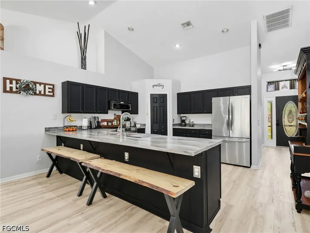 1903 NE 33rd Street Cape Coral FL 33909