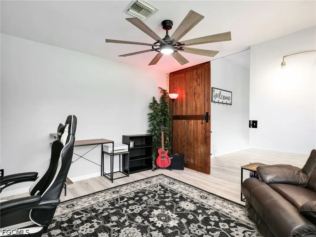1903 NE 33rd Street Cape Coral FL 33909