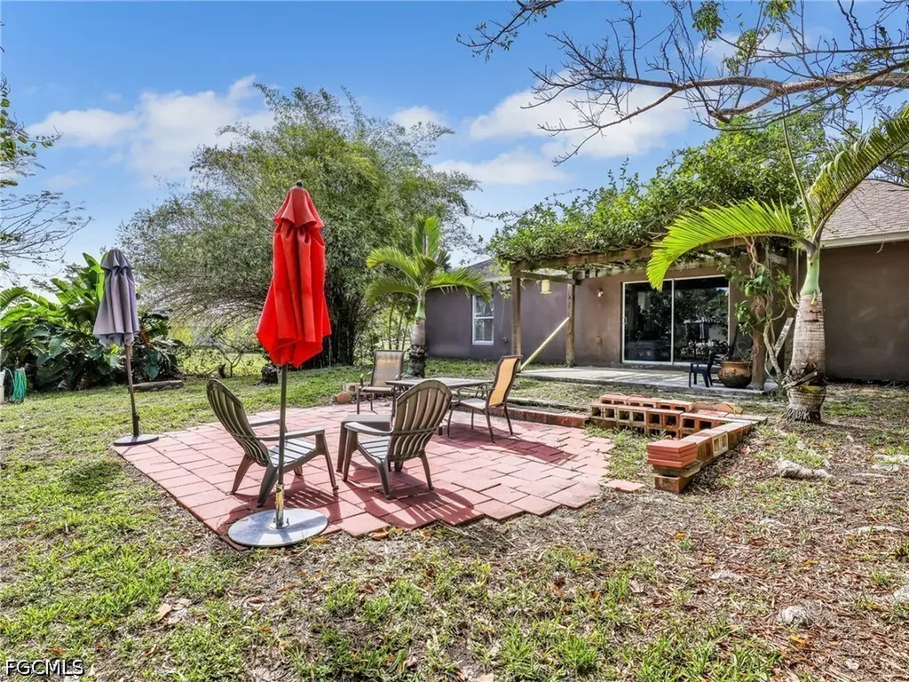 1903 NE 33rd Street Cape Coral FL 33909