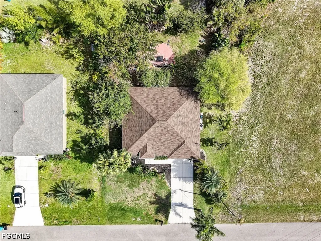 1903 NE 33rd Street Cape Coral FL 33909