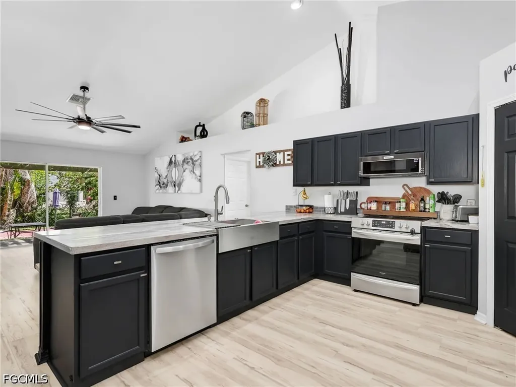 1903 NE 33rd Street Cape Coral FL 33909