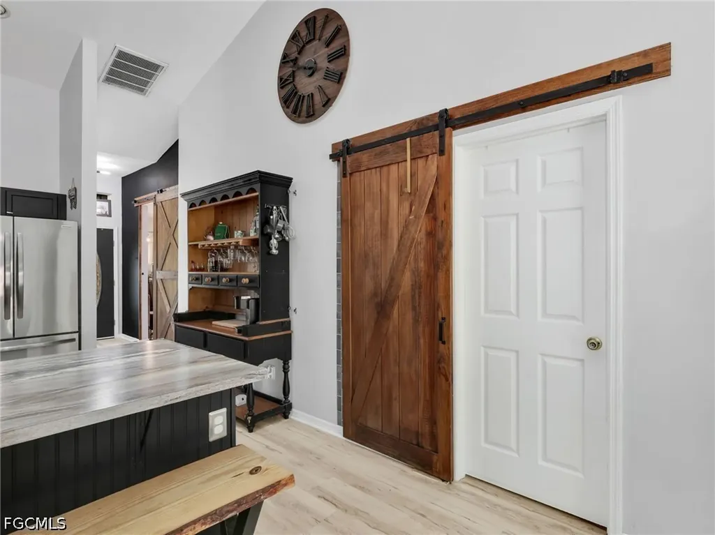 1903 NE 33rd Street Cape Coral FL 33909