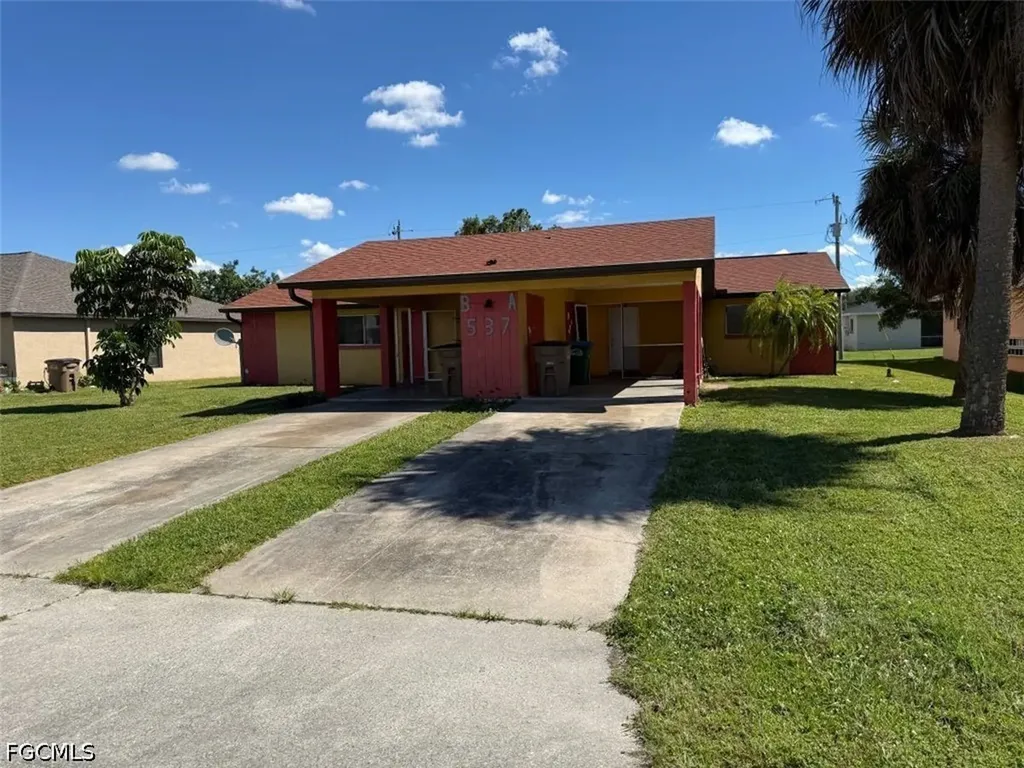 537 SE 6th Place Cape Coral FL 33990