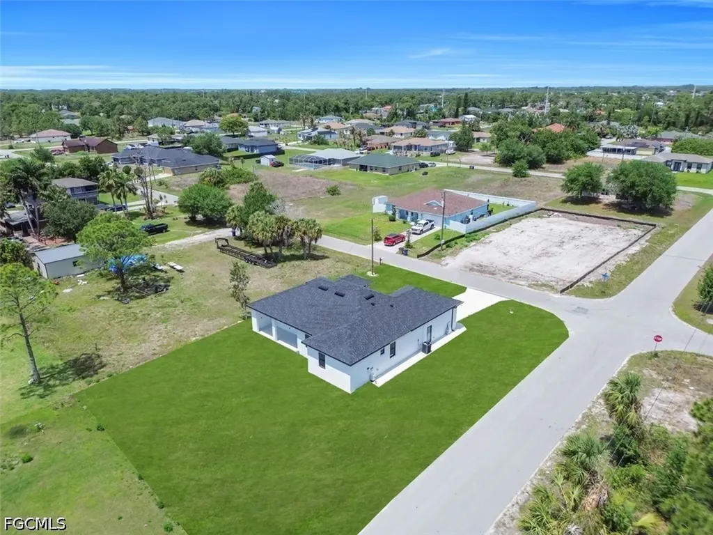 3901 3rd Street SW Lehigh Acres FL 33976