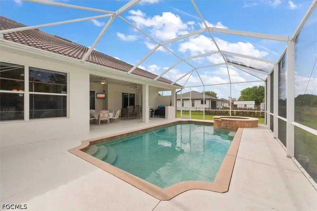 6330 Arbor Avenue Fort Myers FL 33905