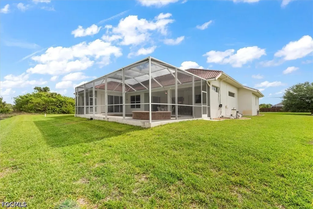 6330 Arbor Avenue Fort Myers FL 33905