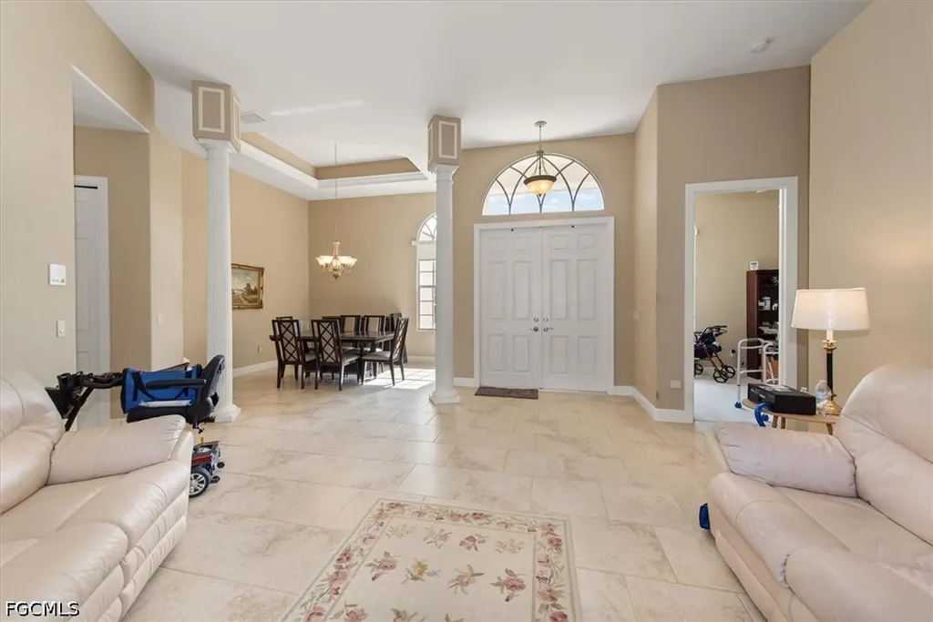 6330 Arbor Avenue Fort Myers FL 33905
