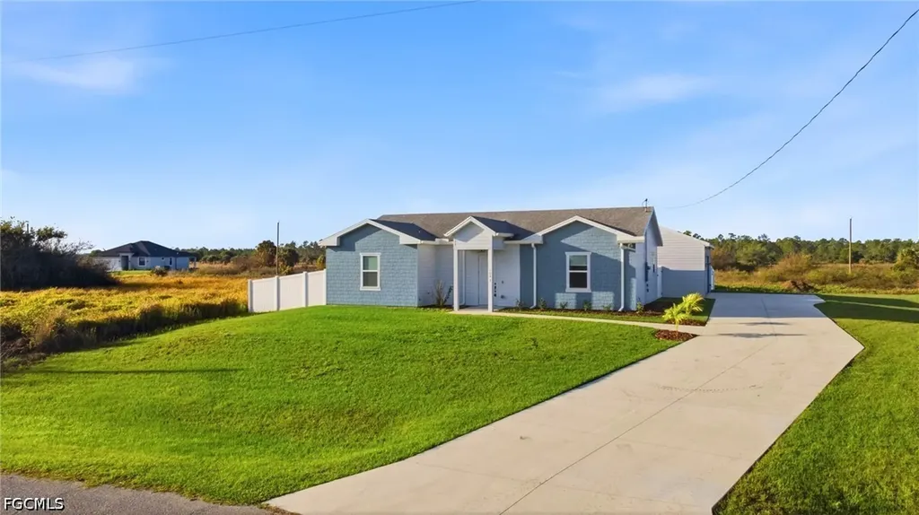 9022 Bamboo Circle Labelle FL 33935