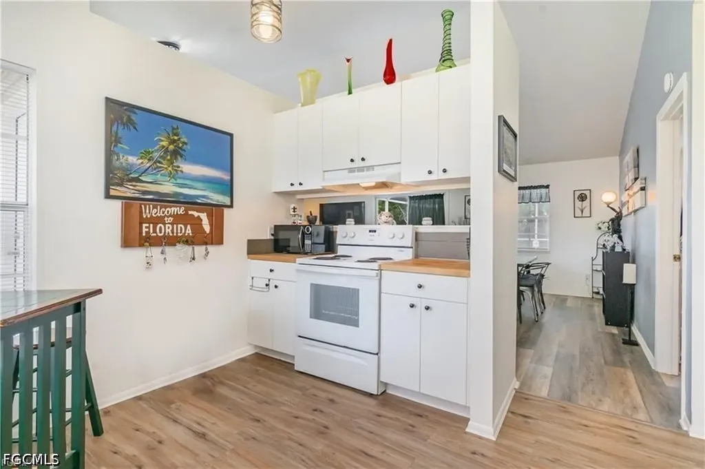 2133 SW 5th Avenue Cape Coral FL 33991