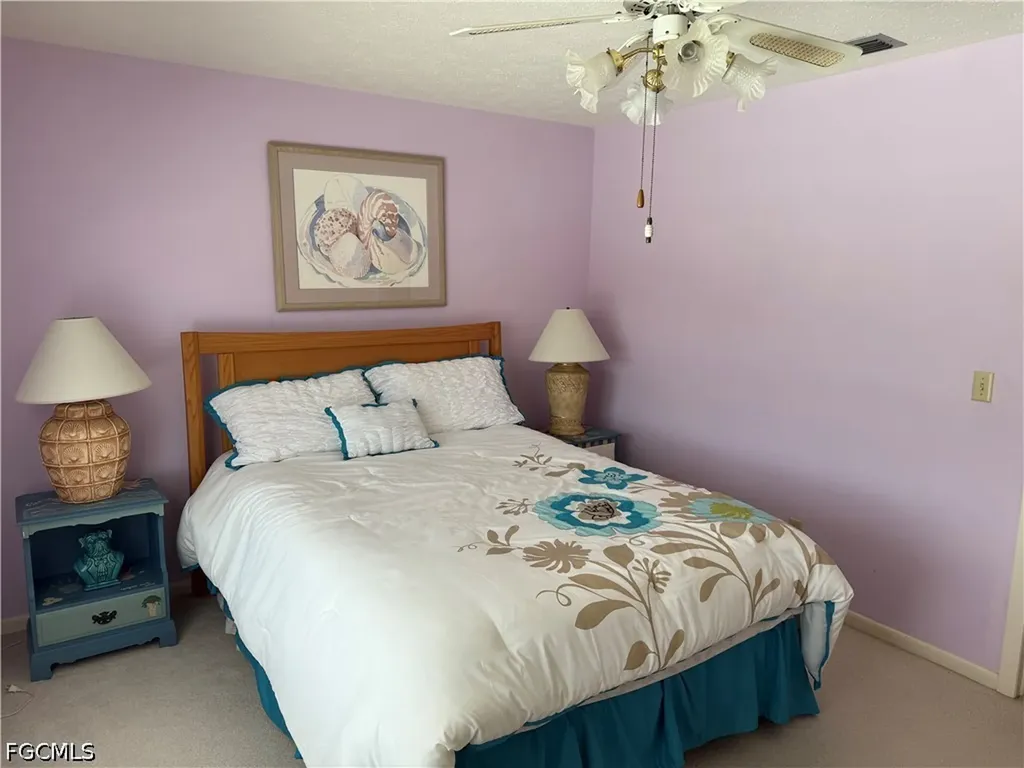 4539 SE 6th Place Cape Coral FL 33904