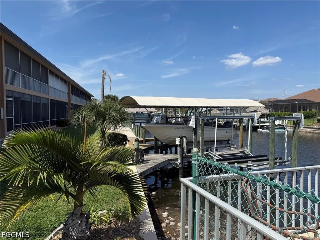 4539 SE 6th Place Cape Coral FL 33904