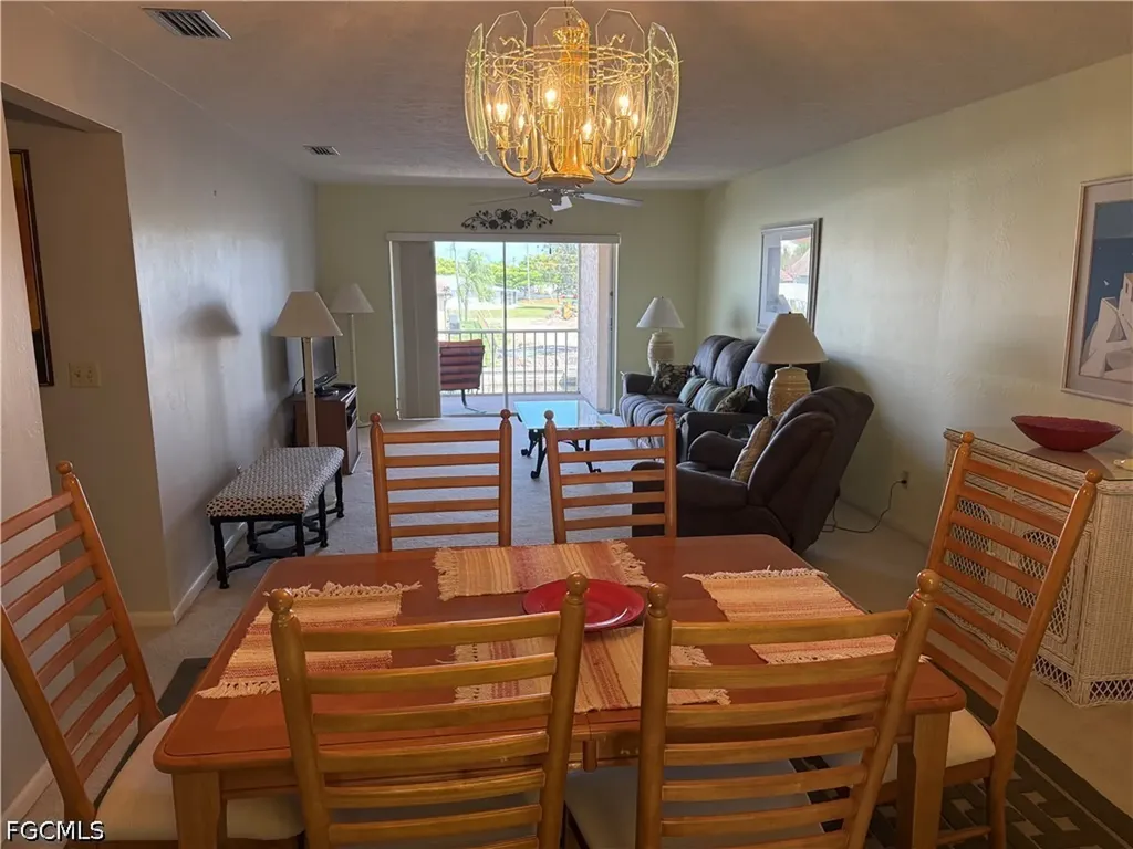 4539 SE 6th Place Cape Coral FL 33904