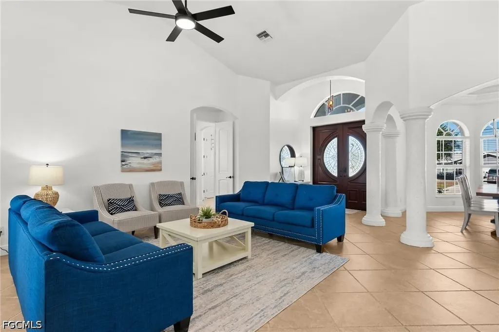 3041 SW 11th Place Cape Coral FL 33914