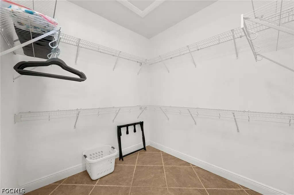 3041 SW 11th Place Cape Coral FL 33914
