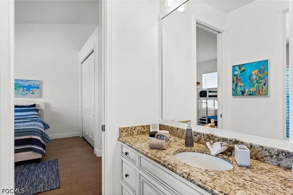 3041 SW 11th Place Cape Coral FL 33914