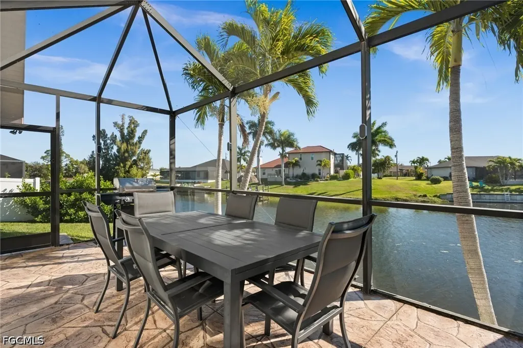 3041 SW 11th Place Cape Coral FL 33914