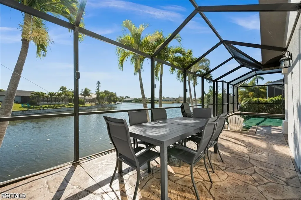 3041 SW 11th Place Cape Coral FL 33914
