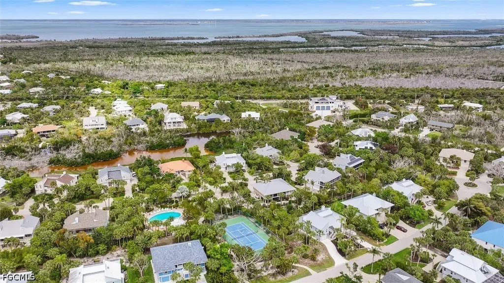 5304 Ladyfinger Lake Road Sanibel FL 33957