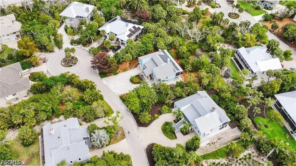 5304 Ladyfinger Lake Road Sanibel FL 33957