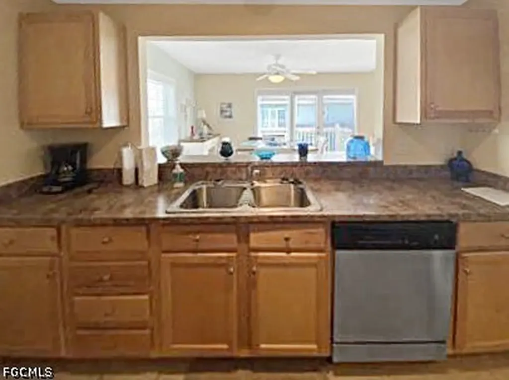 3334 N Key Drive North Fort Myers FL 33903