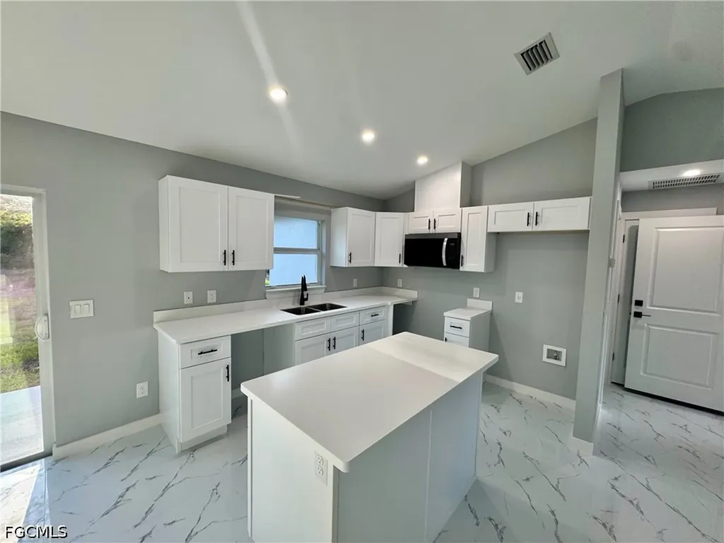 2305 Grant Avenue Alva FL 33920