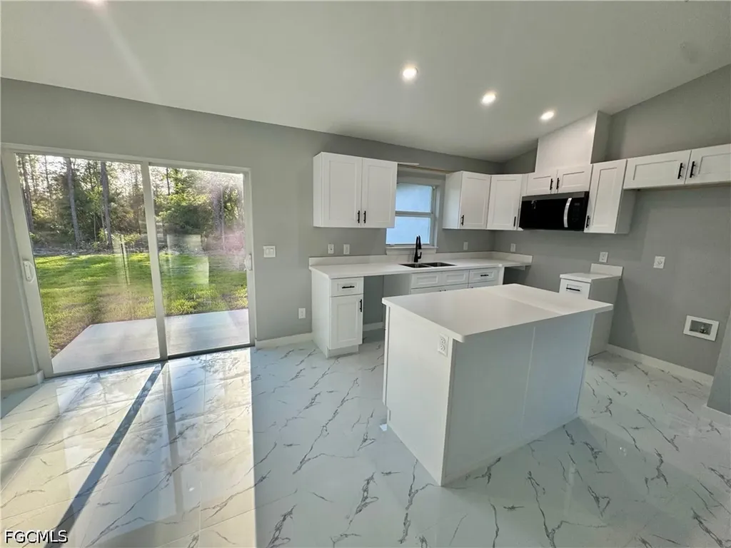 2305 Grant Avenue Alva FL 33920