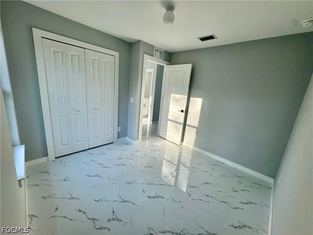 2305 Grant Avenue Alva FL 33920