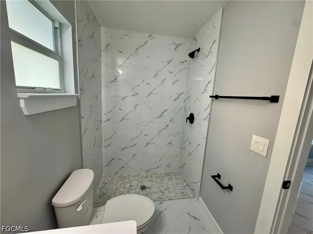 2305 Grant Avenue Alva FL 33920