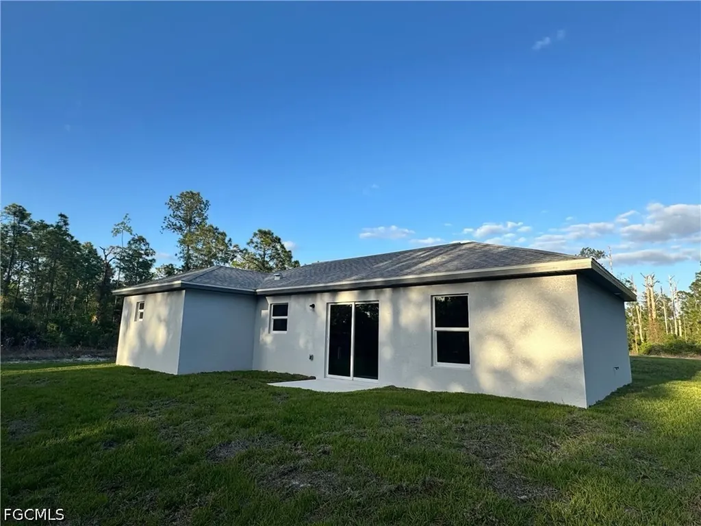 2305 Grant Avenue Alva FL 33920