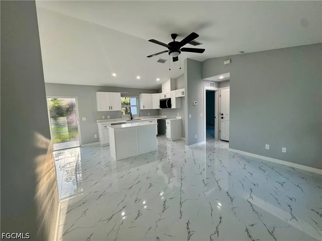 2305 Grant Avenue Alva FL 33920