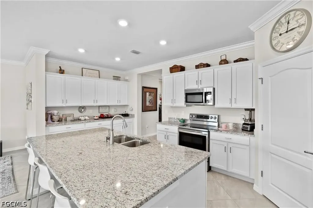 4392 Lemongrass Drive Fort Myers FL 33916