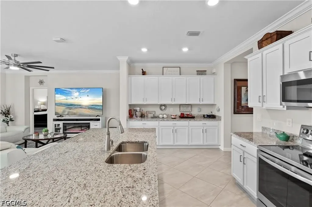 4392 Lemongrass Drive Fort Myers FL 33916