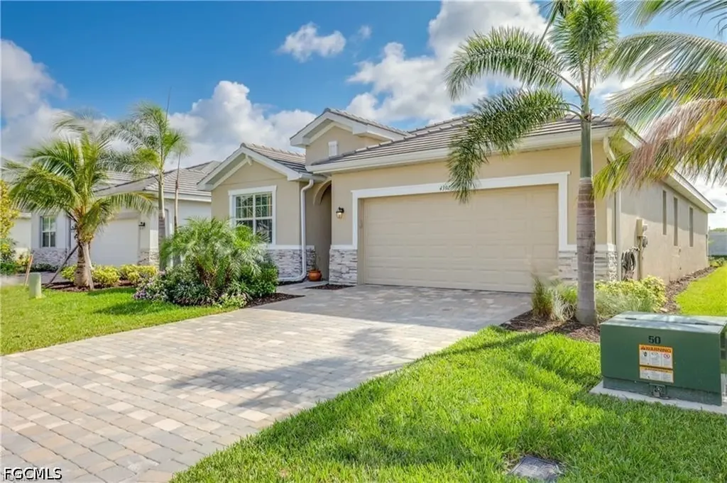 4392 Lemongrass Drive Fort Myers FL 33916