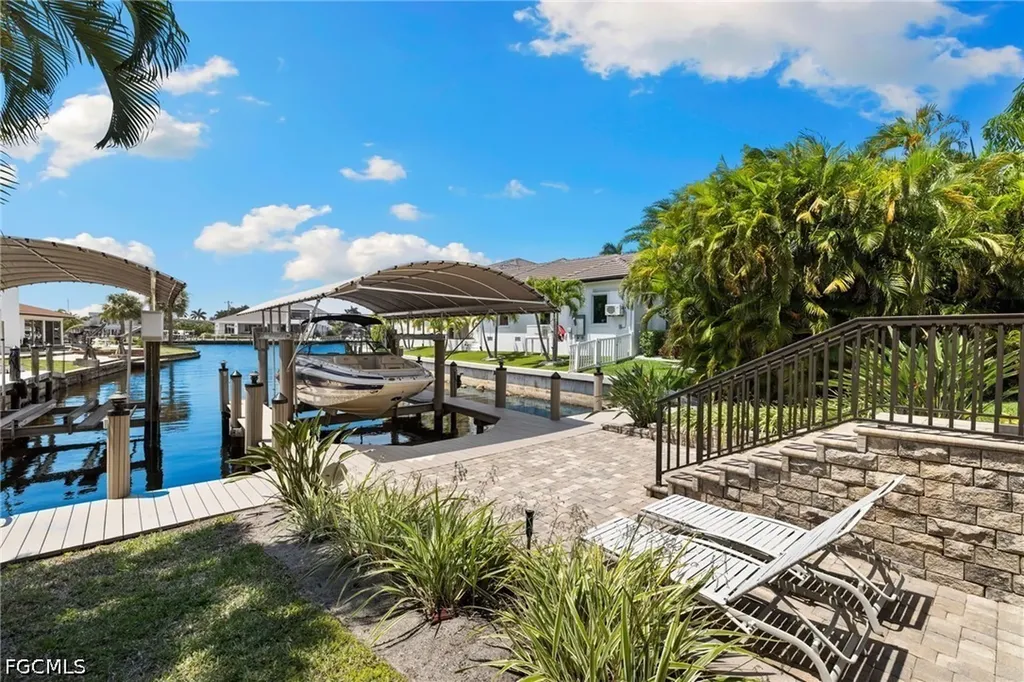 5234 Savoy Court Cape Coral FL 33904