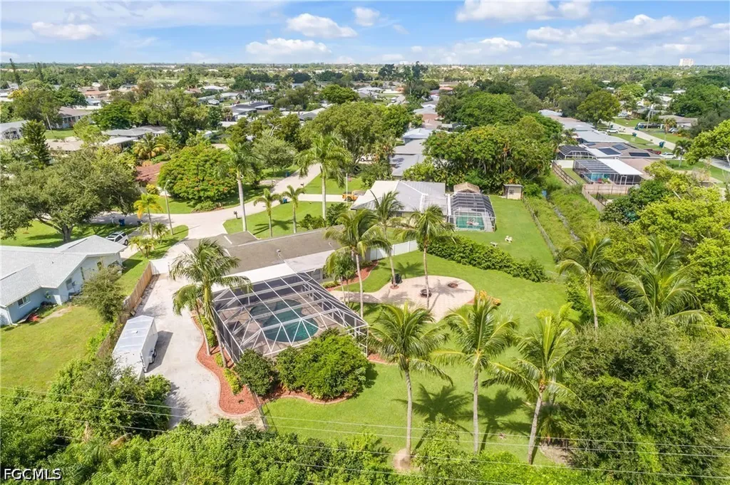 1687 N Flossmoor Road Fort Myers FL 33919