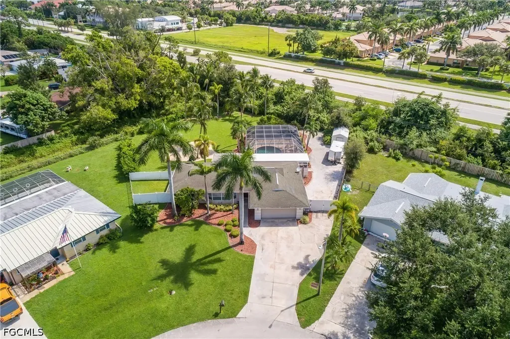 1687 N Flossmoor Road Fort Myers FL 33919